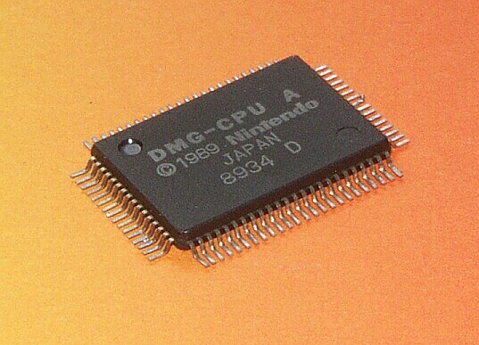 Photograph of the Nintendo DMG-CPU die